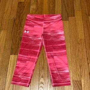 Pink under armour girls capri leggings